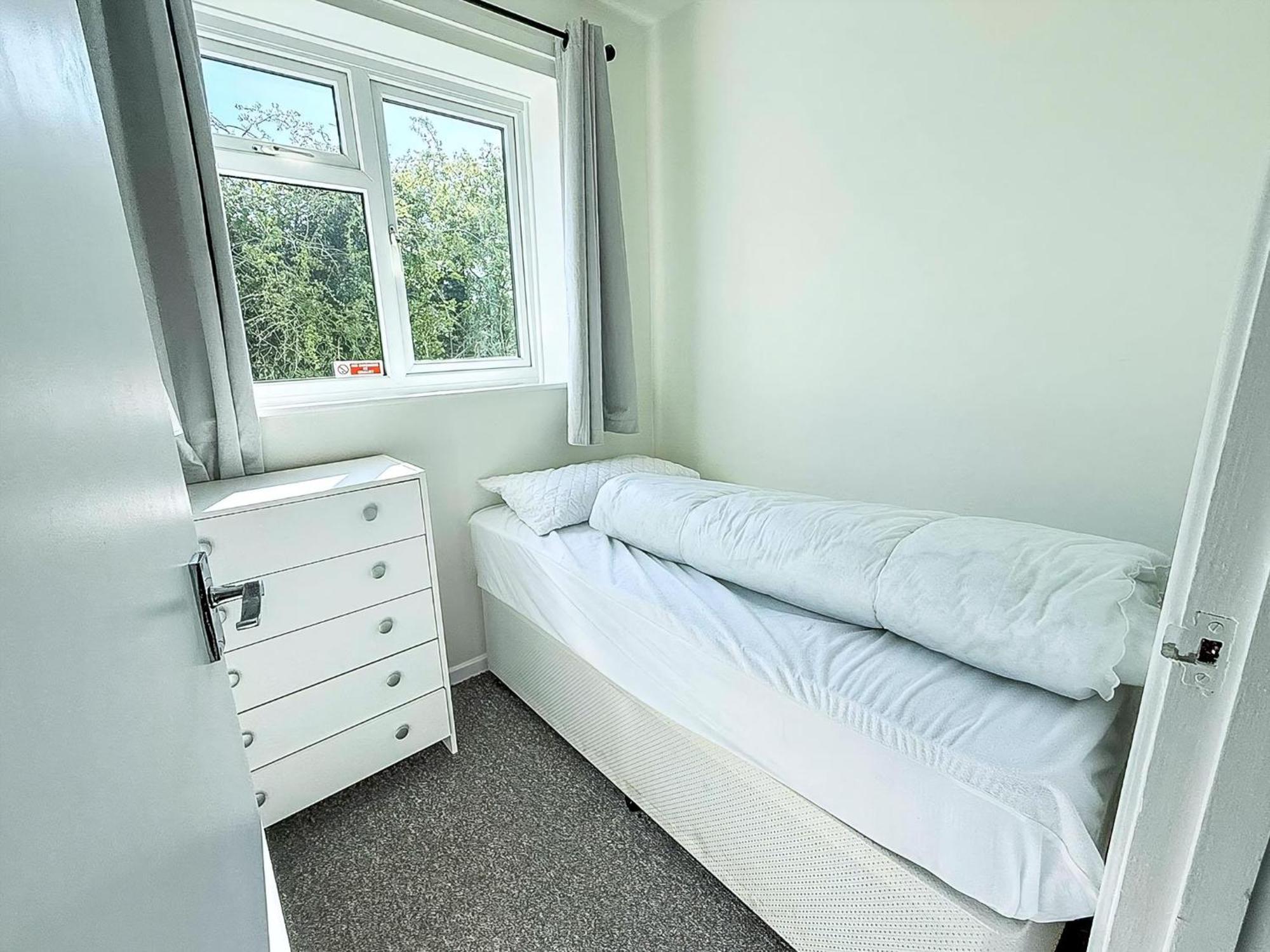 Lovely 5 Berth Chalet In The Coastal Village Of Hemsby Ref 18164B Exterior foto